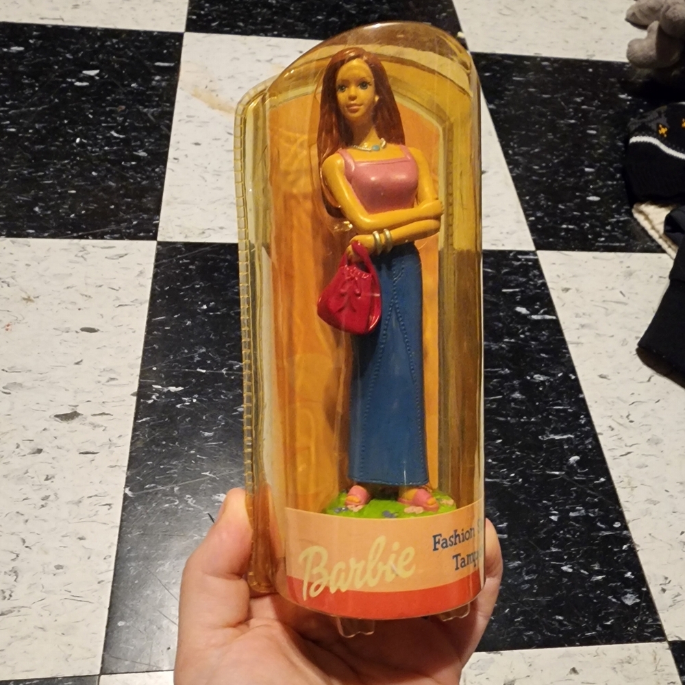 NIB Vintage 2002 Tara Barbie Fashion Stamper